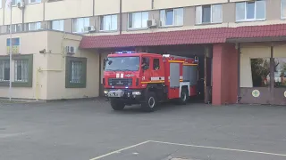 mAz Fire&Rescue service of Ukraine (ДСНС) response to call  with siren (code 3)