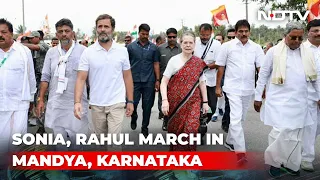 Sonia Gandhi Joins Congress's Bharat Jodo Yatra In Karnataka