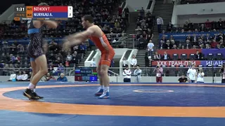 BRONZE FS - 74 kg: T. BIZHOEV (RUS) v. A. NURYKAU (BLR)