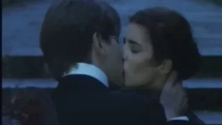 Ewan McGregor Kiss