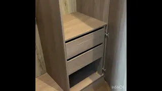 Распашной шкаф встроенный в спальню