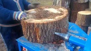 Amazing Automatic Homemade Firewood Processing Machines, Fastest Wood Splitting Machines Working