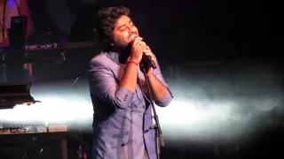 Arijit Singh singing Tum Hi Ho Live Aashiqui 2