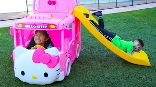 Wendy Pretend Play with The Wheels On The Bus Song Hello Kitty Toy