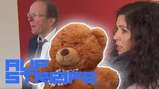 Richtiger Kontrollfreak! Hat der Vater die Kamera im Teddy versteckt? | Auf Streife | SAT.1 TV