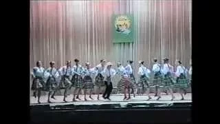 Ансамбль "СВЕТЛЯЧОК" 1998г., танцует Мария Симдянкина