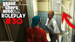 GTA V ROLEPLAY #30 DORY Y FARGAN EN LA DUCHA JUNTOS...