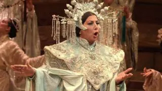 Turandot: "In questa reggia" -- Maria Guleghina (Met Opera)