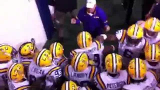 LSU vs Oregon 2011: Hold 'em back Les!!!