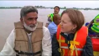 Pakistan floods threaten disease crisis