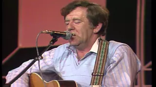 The Dubliners - The Craic Was Ninety (Live at the National Stadium, Dublin)