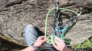 HOW TO CLEAN A CLIMBING ROUTE!! (POV)