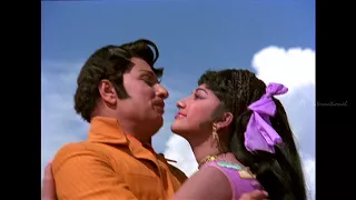 MGR Love Songs | Oruvar Meethu Video Song | Ninaithadhai Mudippavan Movie | MGR | Manjula