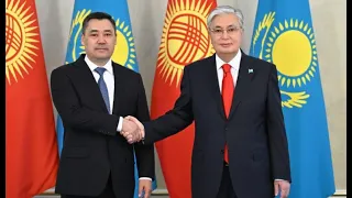 Касым-Жомарт Токаев и Садыр Жапаров провели переговоры в узком составе