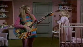 Elizabeth Montgomery sings Rock a bye baby (HQ)