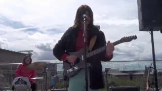 Old Brown Shoe (ROOFTOP SHOW), Them Beatles