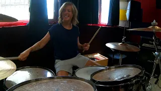 Halápi Katinka - Bonnie Tyler - Holding Out for a Hero (drum cover)