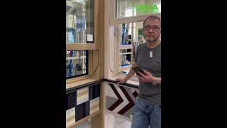 Английское окно с автоматическим открыванием