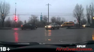 Аварии на видеорегистратор 2015 (17) / Сar crash compilation 2015 (17)