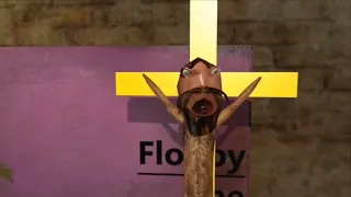Say hello Jesus