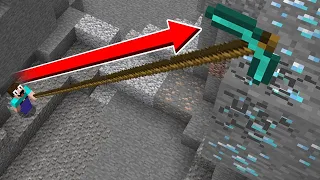 HOW NOOB CRAFTED THIS SUPER LONG PICKAXE? in Minecraft Noob vs Pro Animation