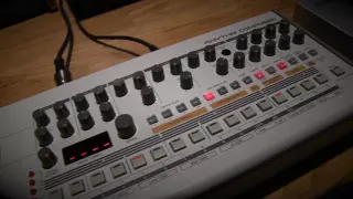 Roland TR-09 and TB-03 - The Perfect Duo