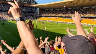 Ruben Neves applauds the South Bank during lap of honour (20/5/23)