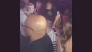 [4 Videos] Justin Bieber at 1 Oak Nightclub in New York City (7/17/16)