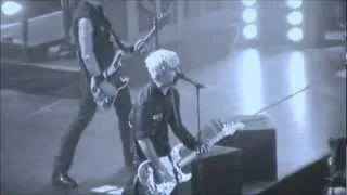 Green Day  -   Paranoid Black Sabbath  -  Birmingham 27th Oct 2009  -    HD