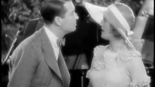 Maurice Chevalier singing "Mimi" to Jeanette MacDonald