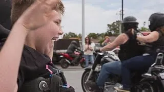 100 Bikers Came To Birthday Party For Motorcycle-Loving Boy With Cerebral Palsy