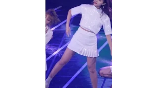 161116 트와이스 (TWICE) TT(티티) [쯔위] Tzuyu 직캠 Fancam (Asia Artist Awards ) by Mera