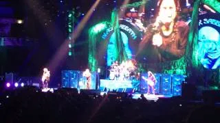 Black Sabbath - Children Of The Grave (Live At O2/Sazka Arena, Prague 07/12/2013)