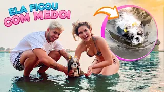 COLOCAMOS NOSSA CACHORRINHA NA LAGOA!!