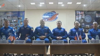 Пресс-конференция экипажей ТПК «Союз МС-02»