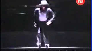 MJ Billie jean robot in Tunisia