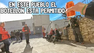 Visitando un pueblo de 6 habitantes y otro de 30