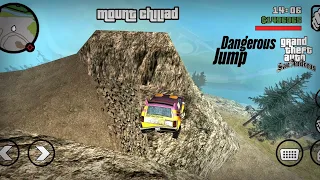 Jumping from Mount Chiliad | GTA : SA | Gaming Bite