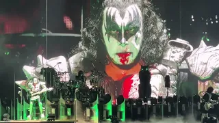 KISS - The End of the Road - God of Thunder  - Quebec  -  19 November 2023