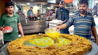 BIGGEST INDIAN STYLE EGG BHURJI MAKING | POPULAR STREET STYLE EGG GHOTALA | INDIAN FOOD IN PAKISTAN