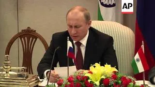 Russia and India sign weapons deals worth billions