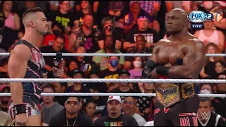 Theory advierte a Brock Lesnar & Roman Reigns y ataca a Bobby Lashley - WWE Raw Español: 04/07/2022