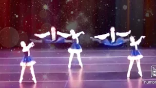 Maddie Ziegler And Kendall Vertes En Pointe At ALDC Showcase