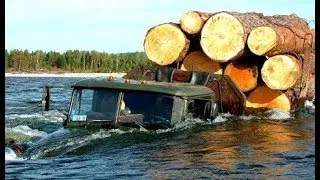 MOST CRAZY FASTEST LOGGING TRUCK CARS DRIVERS FAILS OFF ROAD & RIVER CROSSING❗FELLING TREES MACHINES