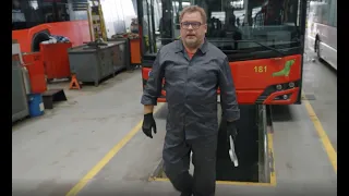 Poradí si Vašek s nouzovým voláním? V Budějcích vyzkoušel, kdo všechno tvoří MHD / Bus Salon