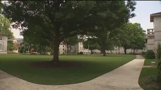 Emory University undergraduate students allowed to vote on their confidence in university president