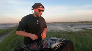 Deephouse Sundowner Megamix