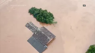 Dramatic scenes as deadly extratropical cyclone hits Brazil state