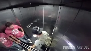 Насрал на голову в лифте