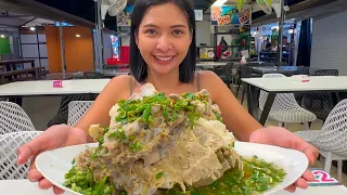 Thai Street Food - Train Night Market Bangkok Thailand